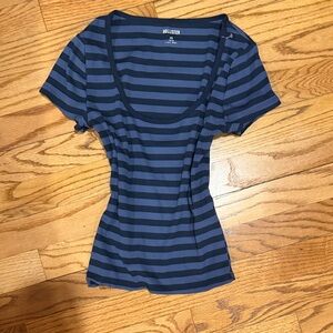 Hollister Navy and Black Striped Scoop Neck Tee